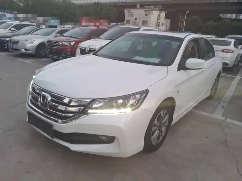 Honda Accord — миниатюра 2