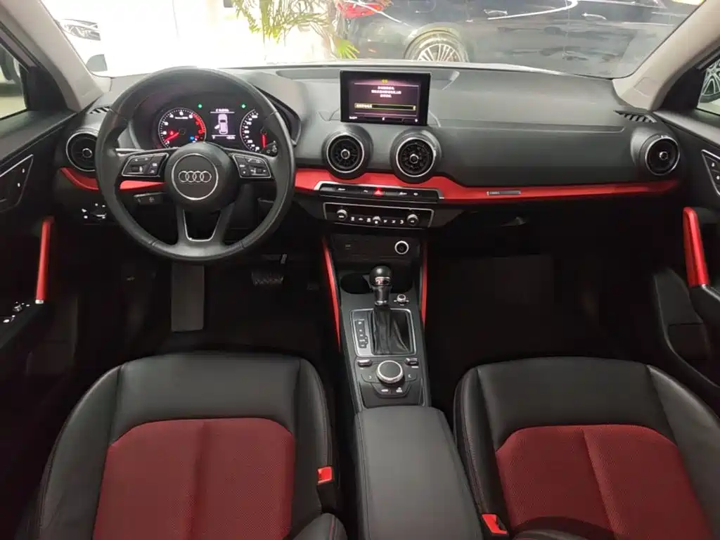 Audi Q2L — миниатюра 10