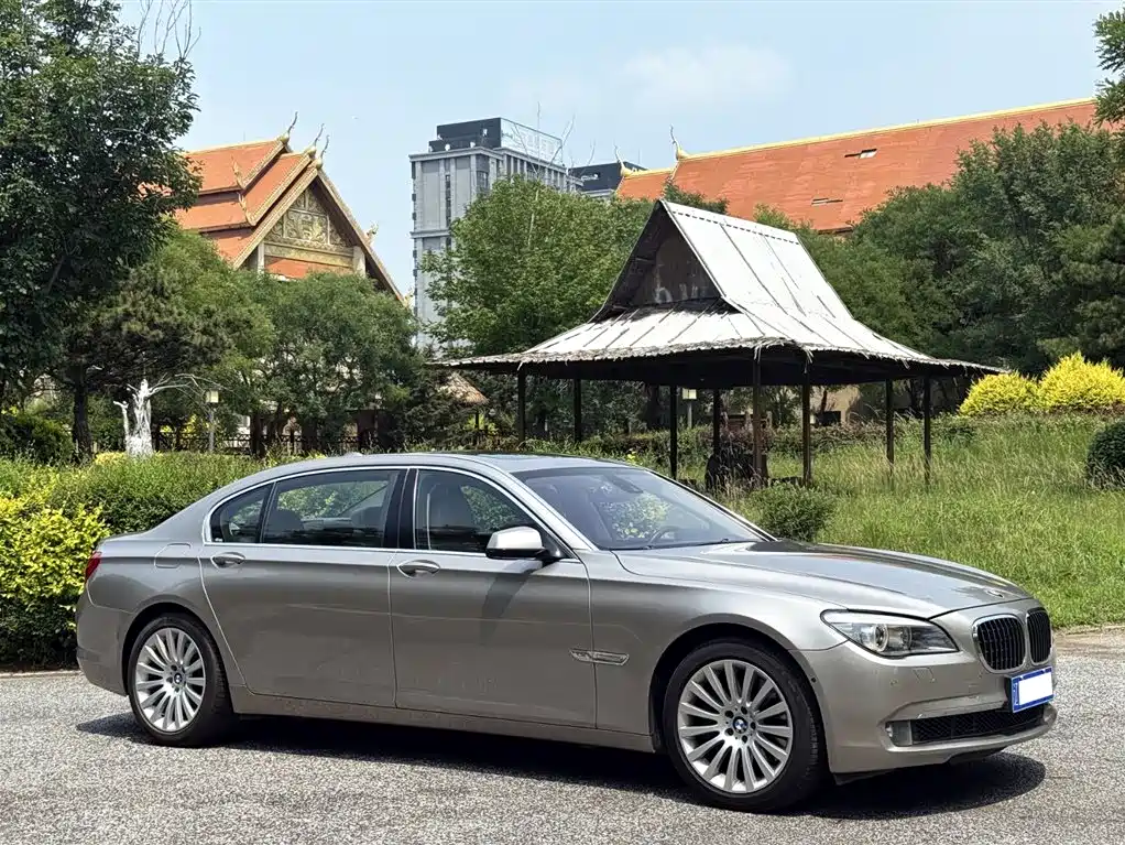 BMW 7 Series 7 2011 760Li