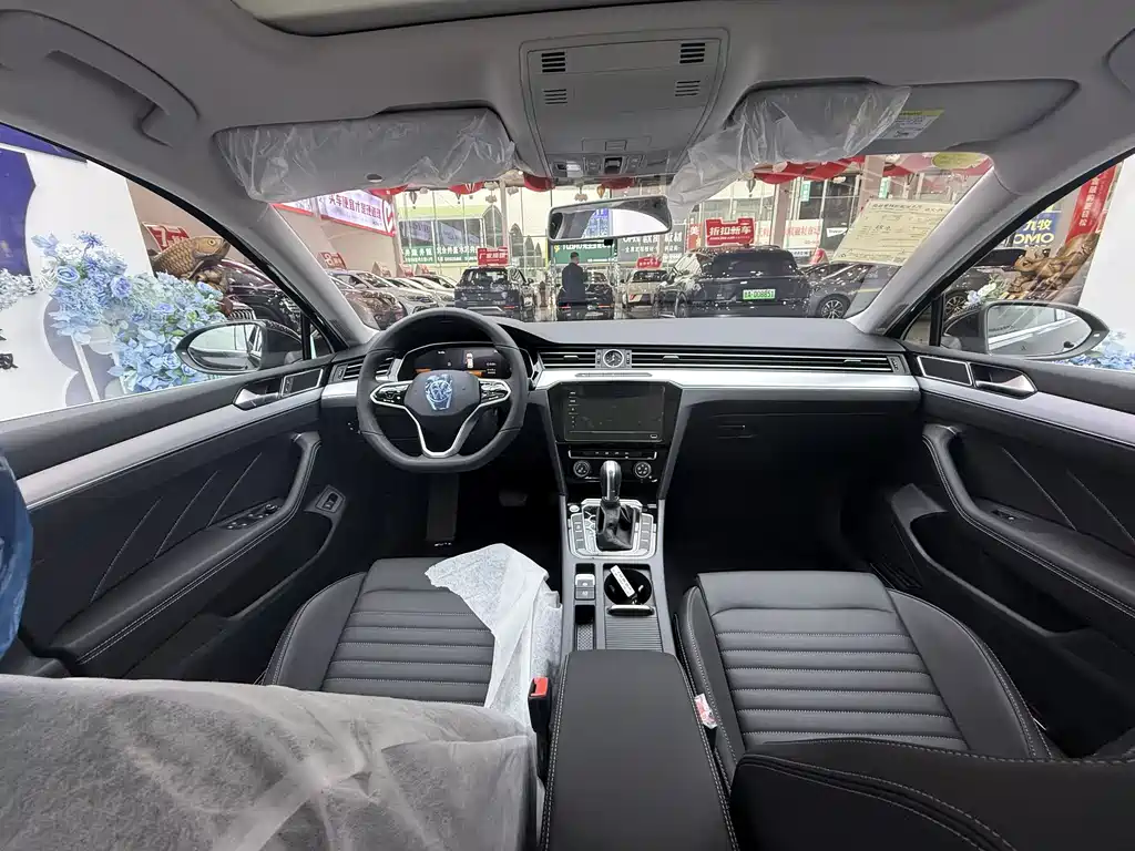 Volkswagen Magotan 2025 280TSI DSG Comfort
