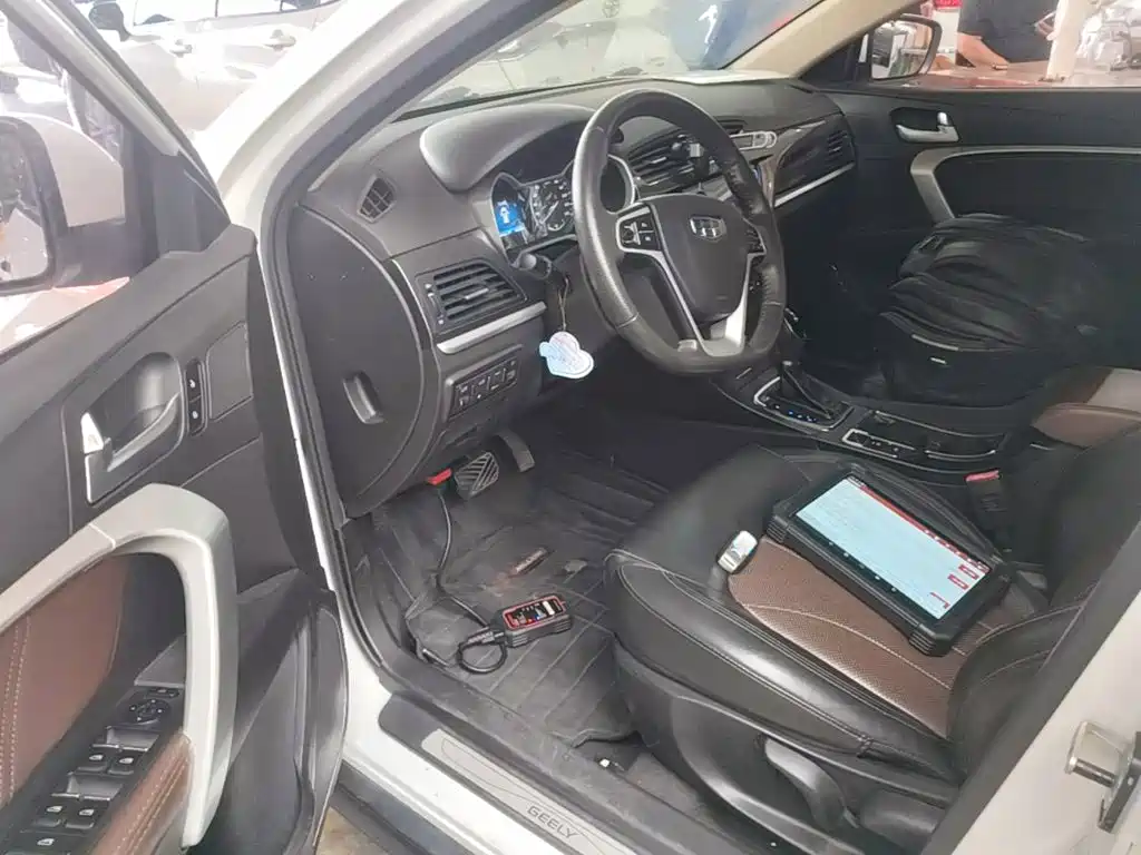 Geely Emgrand — миниатюра 16