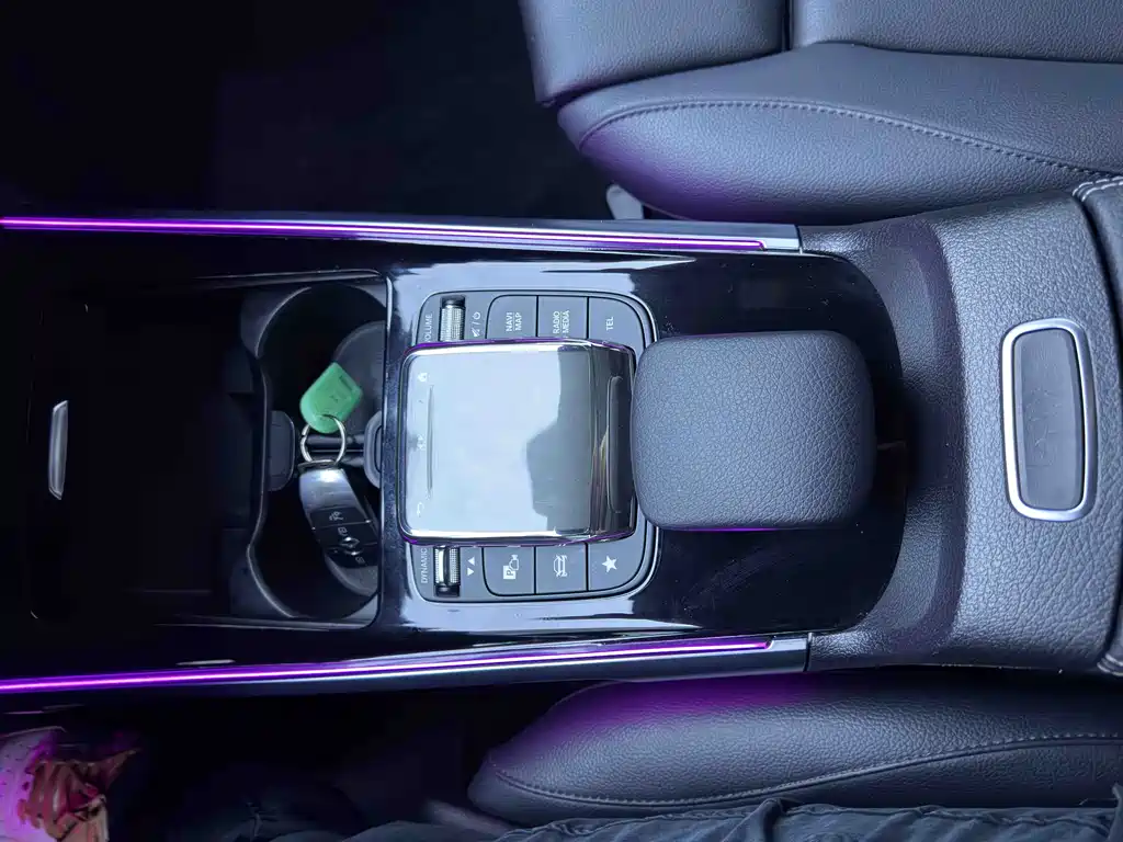 Mercedes-Benz GLB — миниатюра 15
