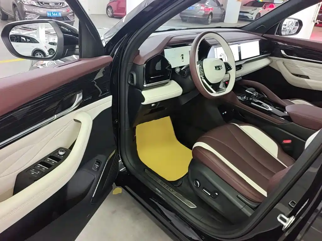 Geely Xingyue L — миниатюра 16