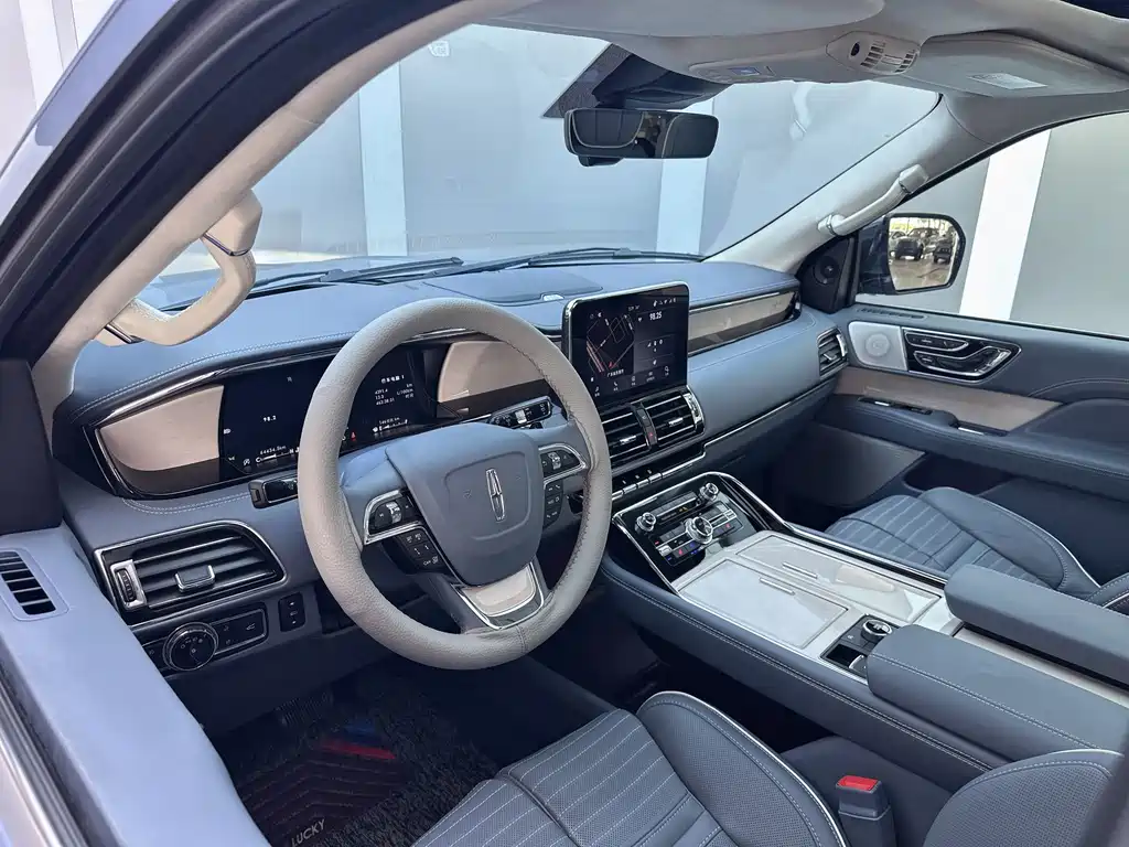 Lincoln Navigator 3.5T Presidential Series, фото 3
