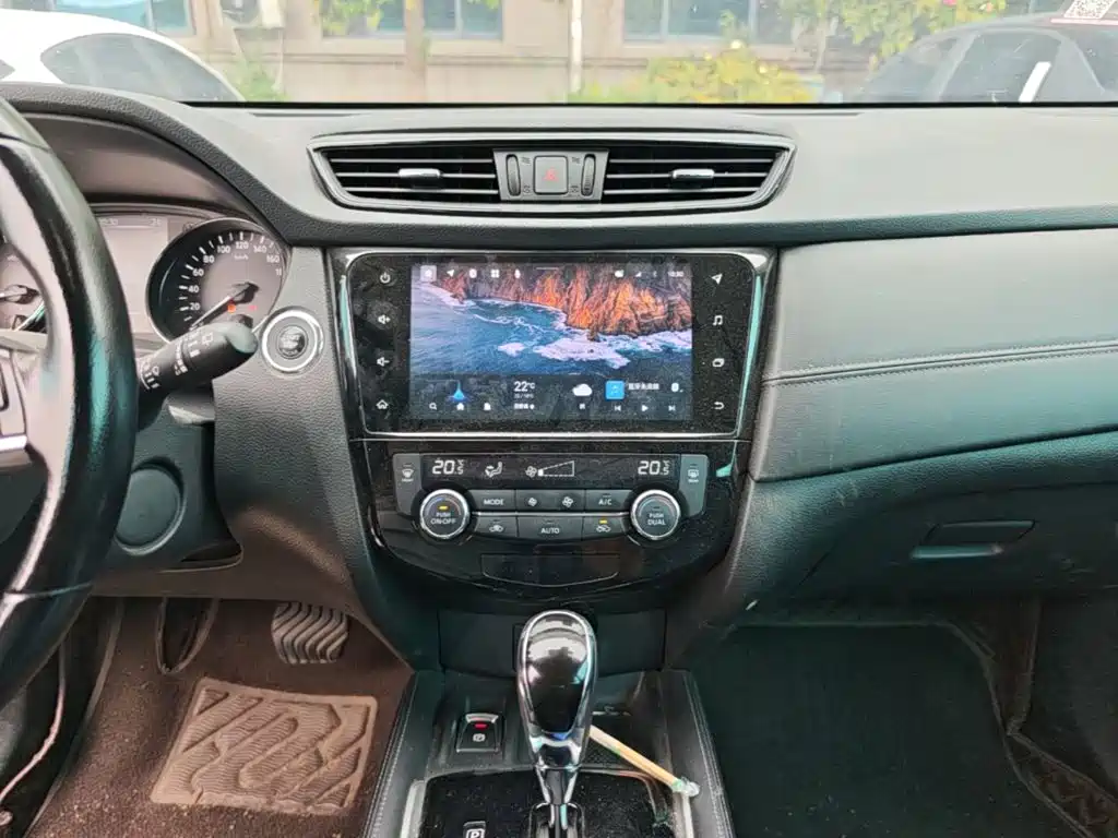 Nissan X-Trail — миниатюра 13