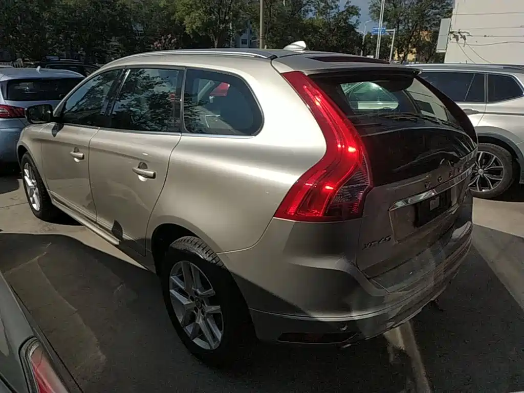 Volvo XC60 — миниатюра 5