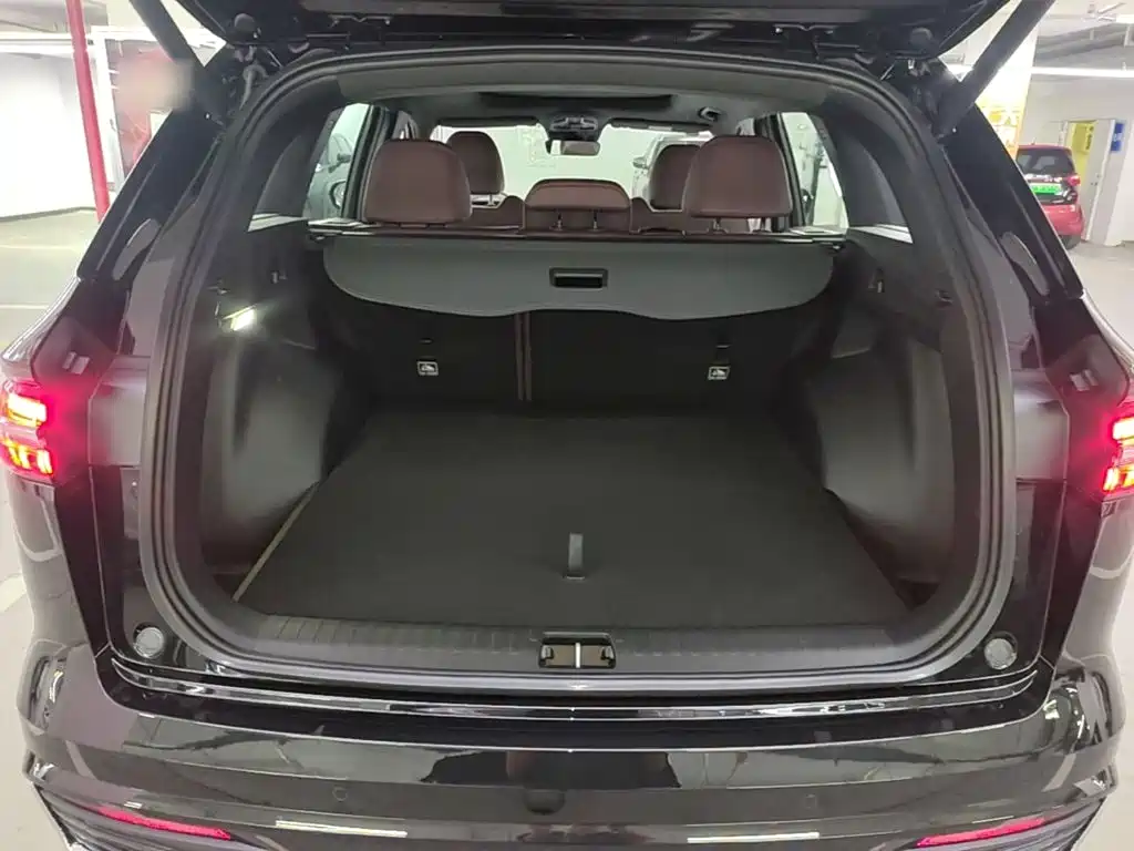 Geely Xingyue L — миниатюра 19
