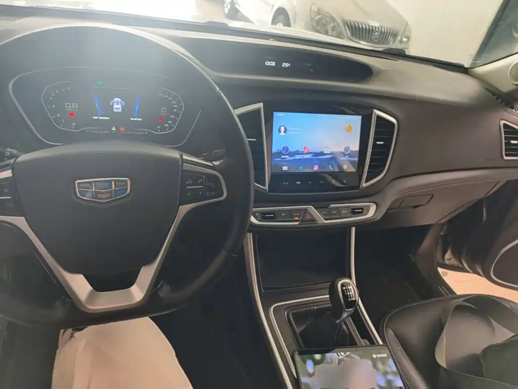 Geely Vision X6 — миниатюра 10