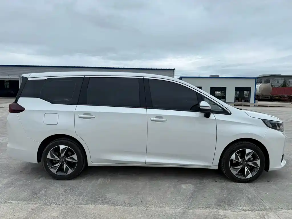 GAC Motor Trumpchi M6 — миниатюра 2