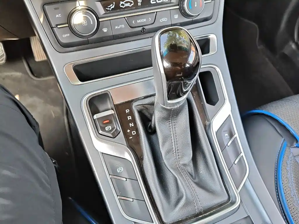 Geely Emgrand — миниатюра 15