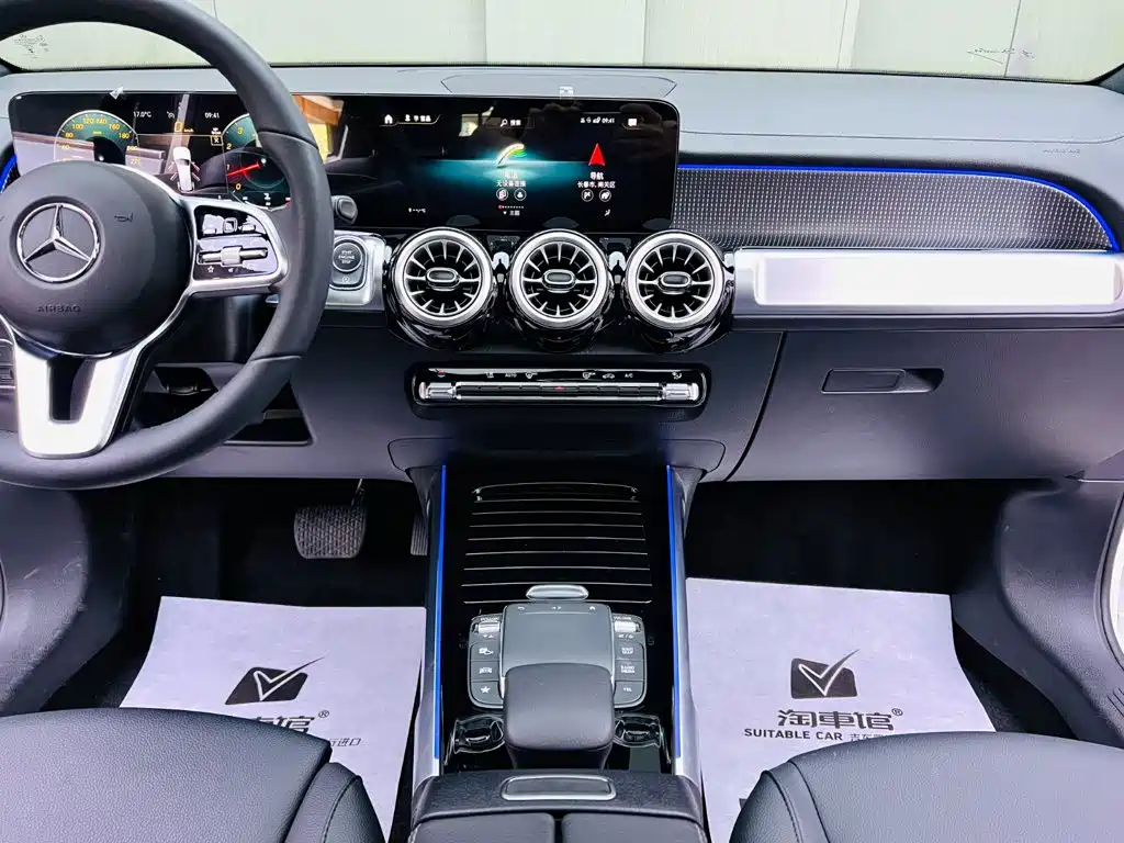 Mercedes-Benz GLB — миниатюра 12