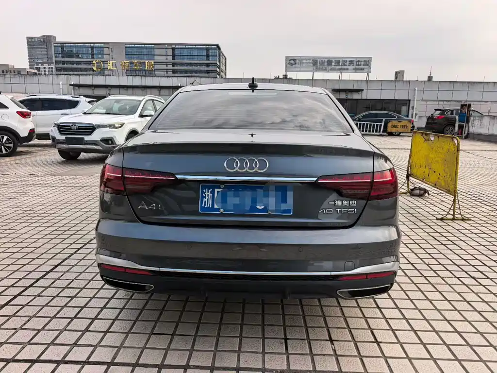 Audi A4L — миниатюра 5