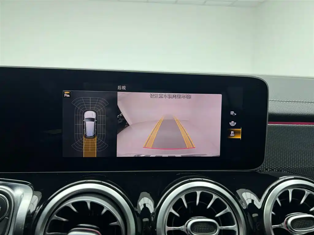 Mercedes-Benz GLB 2020 GLB 180