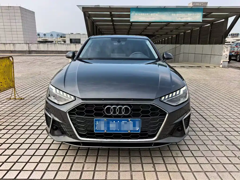 Audi A4L — миниатюра 2