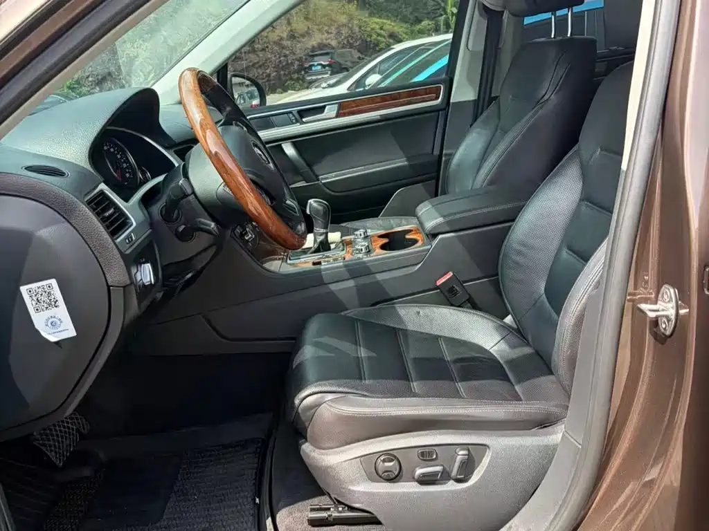Volkswagen Touareg — миниатюра 3