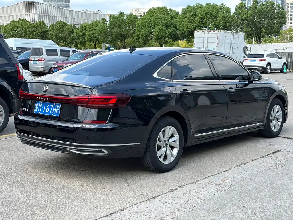 Volkswagen Passat — миниатюра 5
