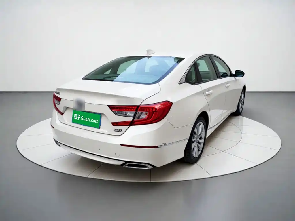 Honda Accord — миниатюра 4