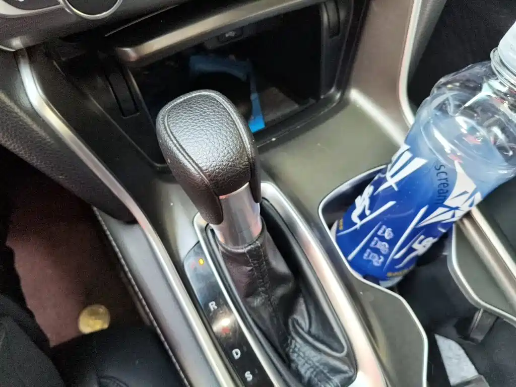 Honda Accord — миниатюра 10