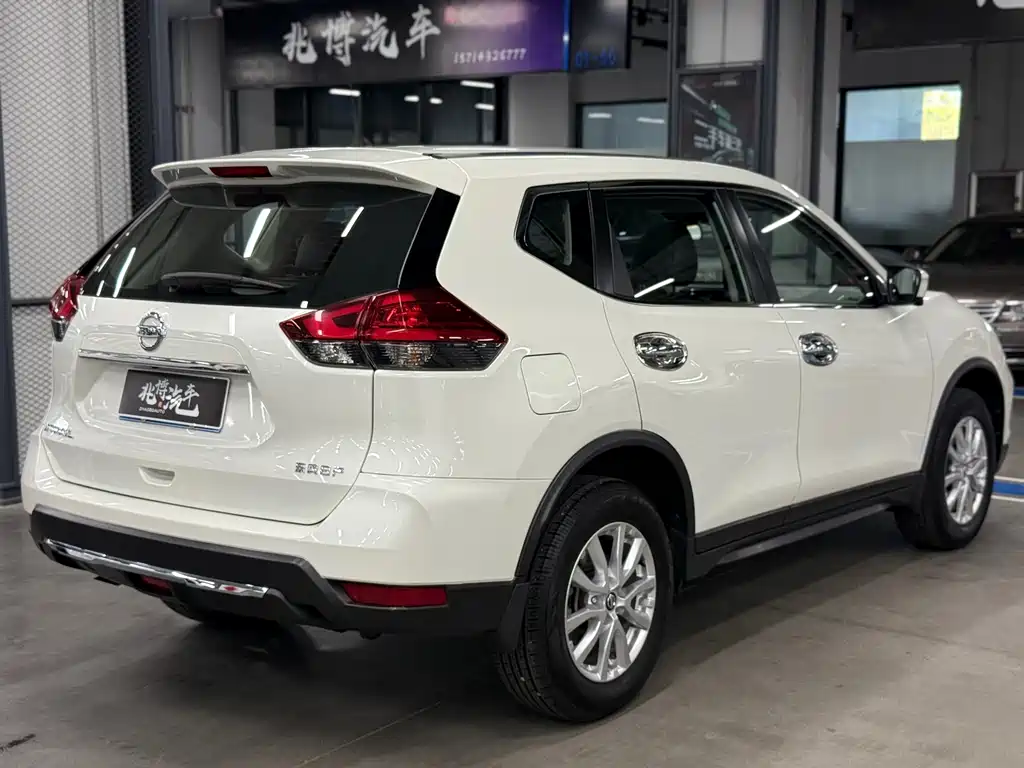 Nissan X-Trail — миниатюра 13