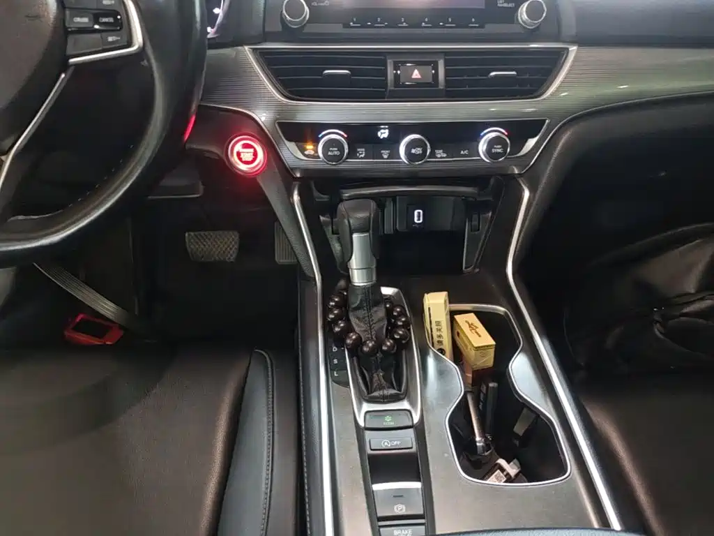 Honda Accord — миниатюра 14