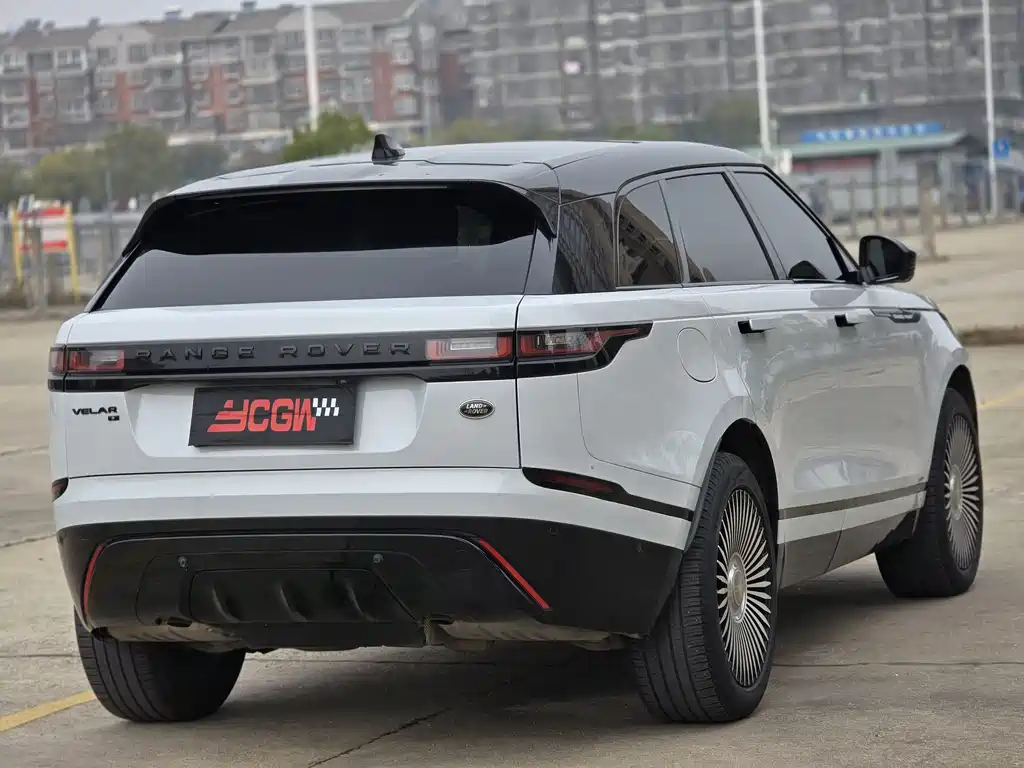 Land Rover Velar — миниатюра 15