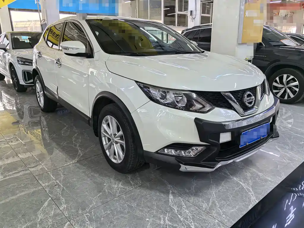 Nissan Qashqai — миниатюра 3