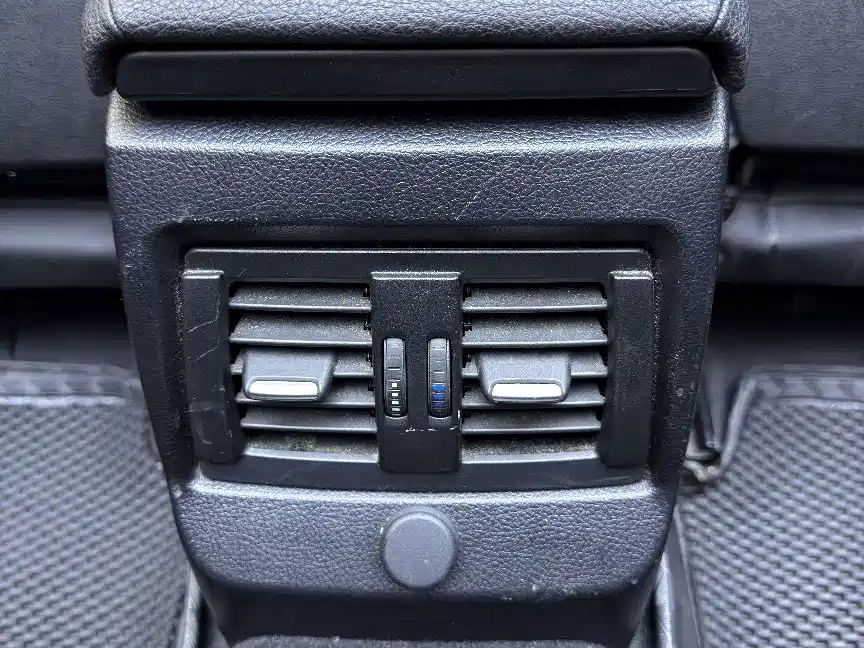 BMW 2 Series (Import) — миниатюра 8