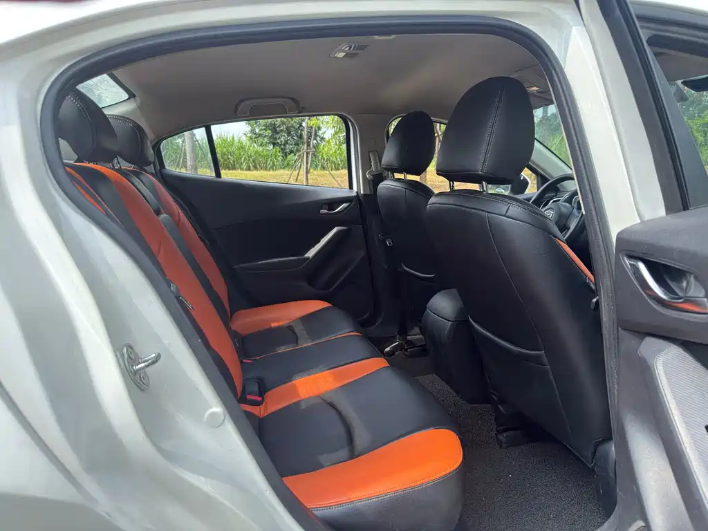 Mazda 3 Axela — миниатюра 15