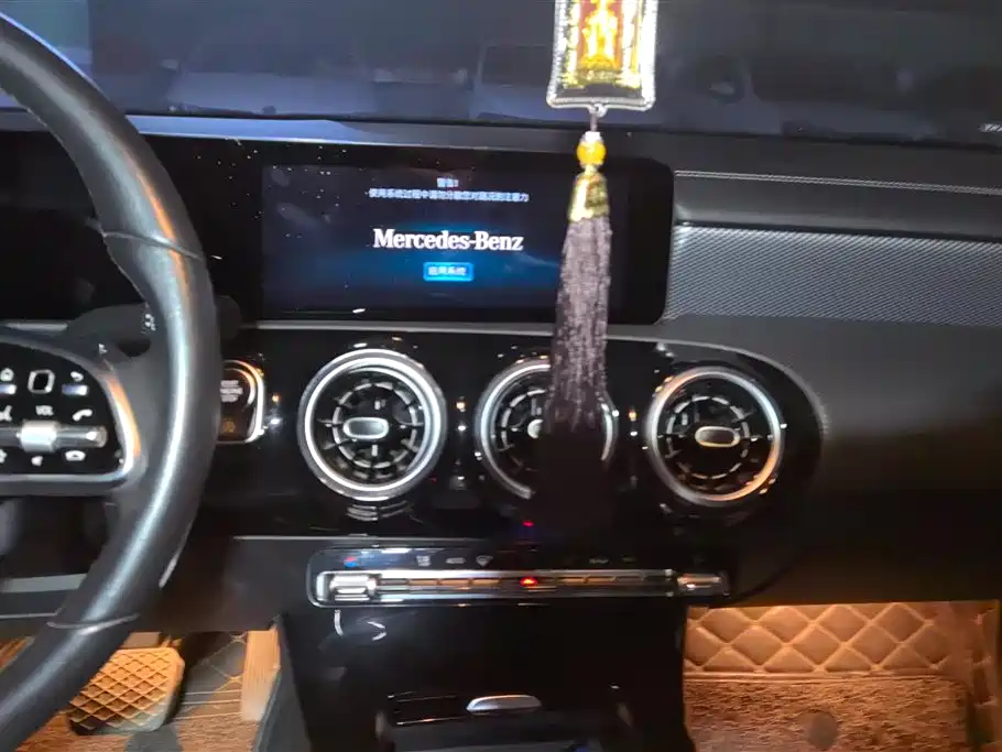 MERCEDES-BENZ A CLASS