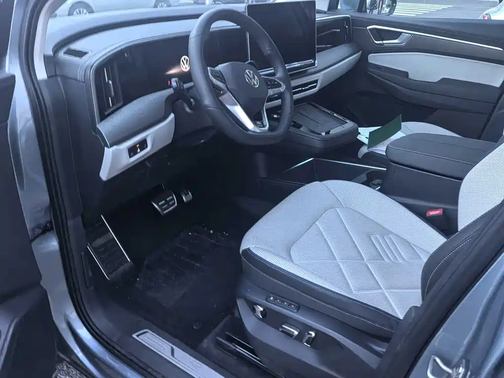 Volkswagen Talagon — миниатюра 3