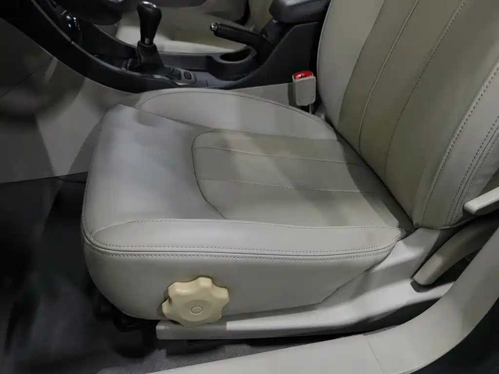 BAIC Senova D50 — миниатюра 20