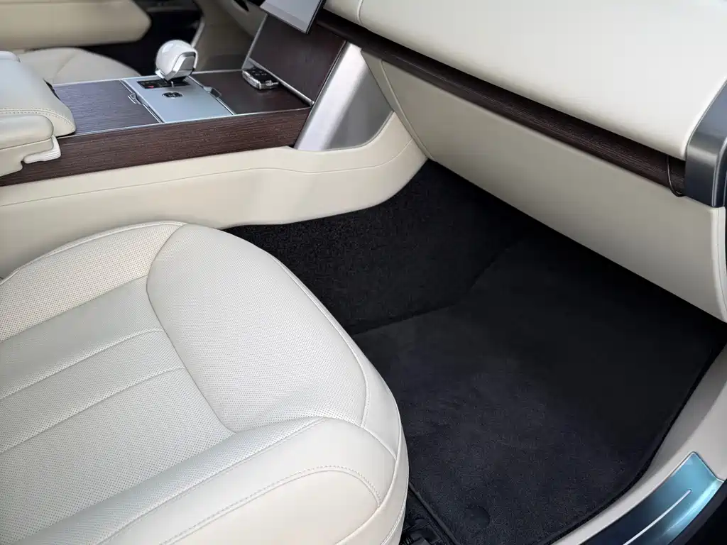 Land Rover Range Rover — миниатюра 14