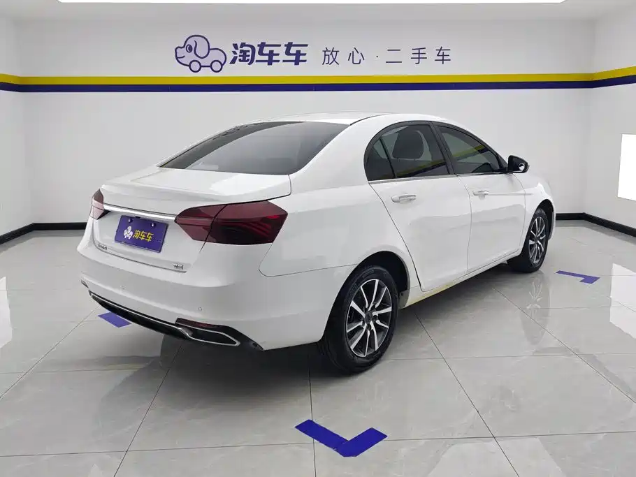 Geely Emgrand — миниатюра 3
