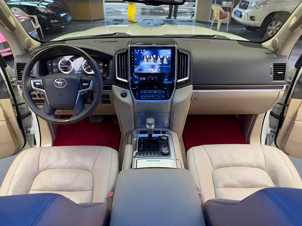 Toyota Land Cruiser — миниатюра 20