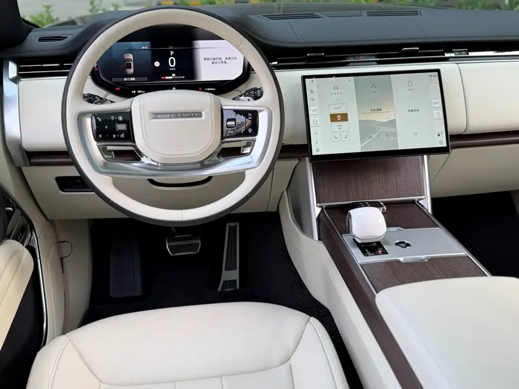 Land Rover Range Rover — миниатюра 11