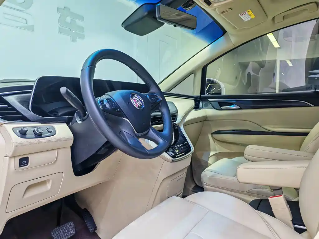 Buick GL8 — миниатюра 4