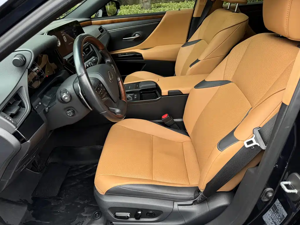 Lexus ES — миниатюра 5