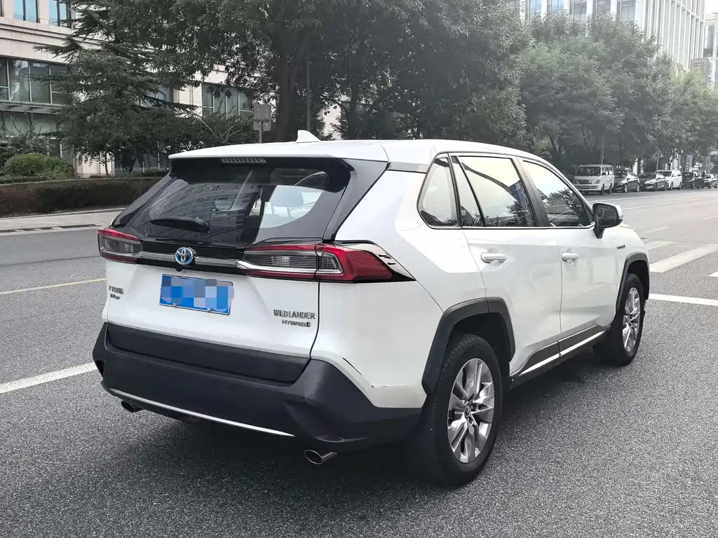 Toyota Wildlander — миниатюра 5