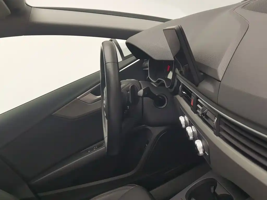 Audi A4L — миниатюра 22