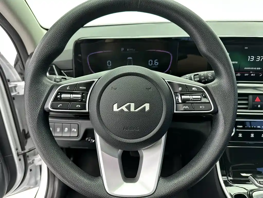 Kia Seltos — миниатюра 16