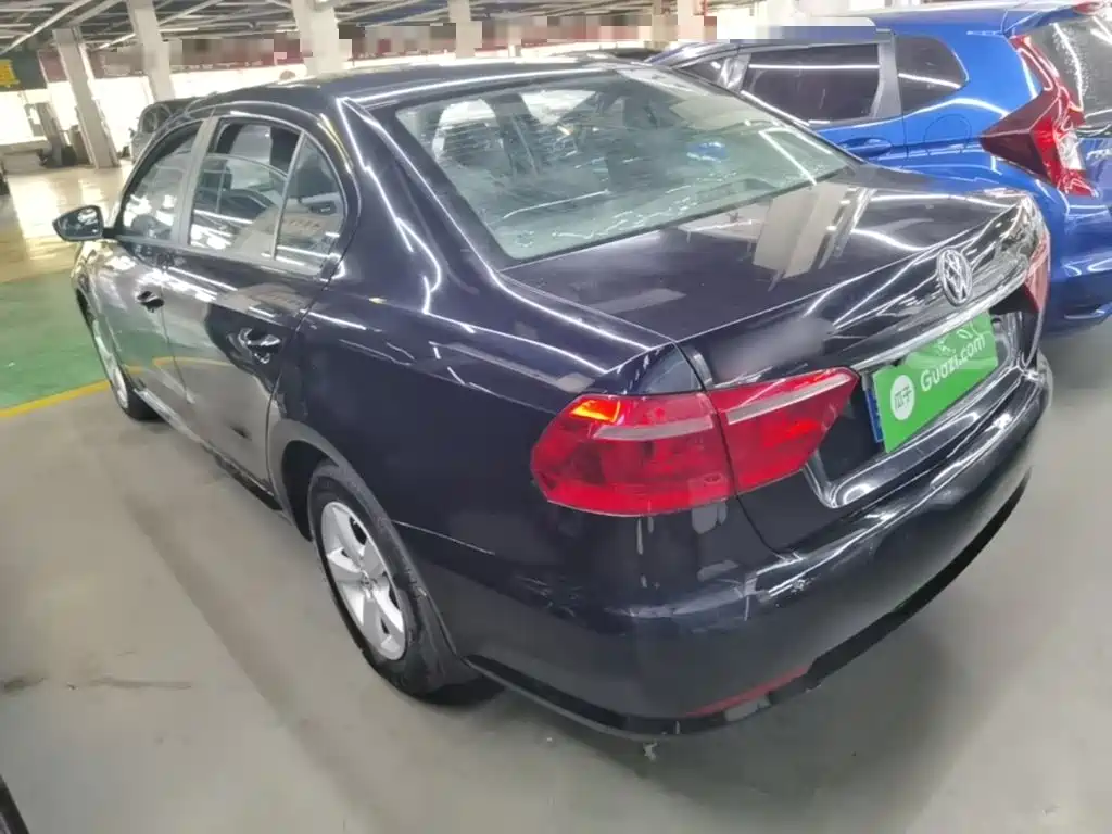Volkswagen Lavida — миниатюра 5