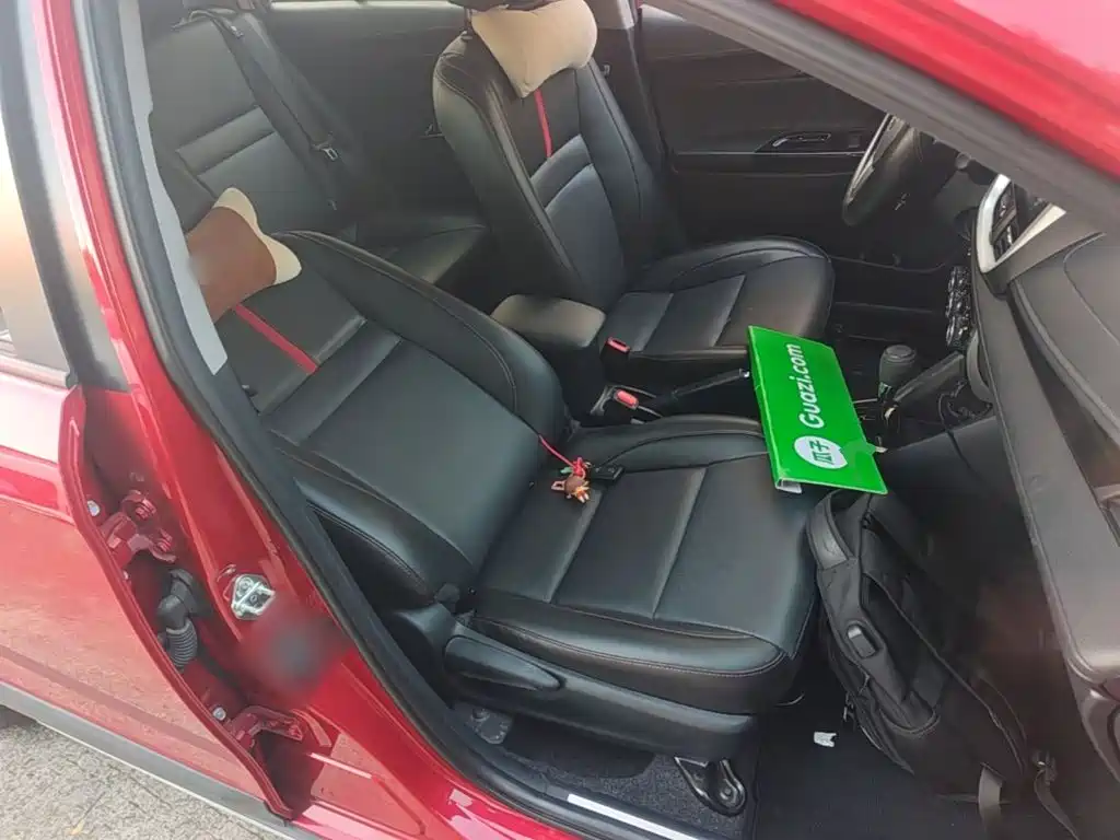 Toyota Yaris L — миниатюра 25