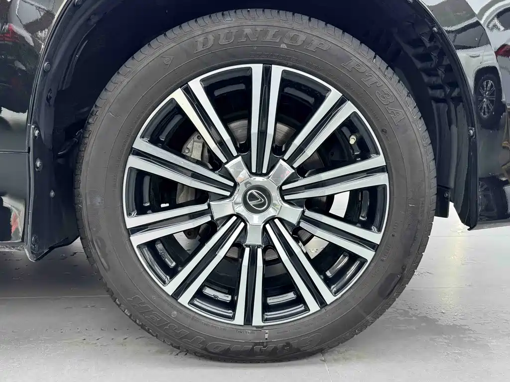 Lexus LX — фотографии объявления, Фото 12