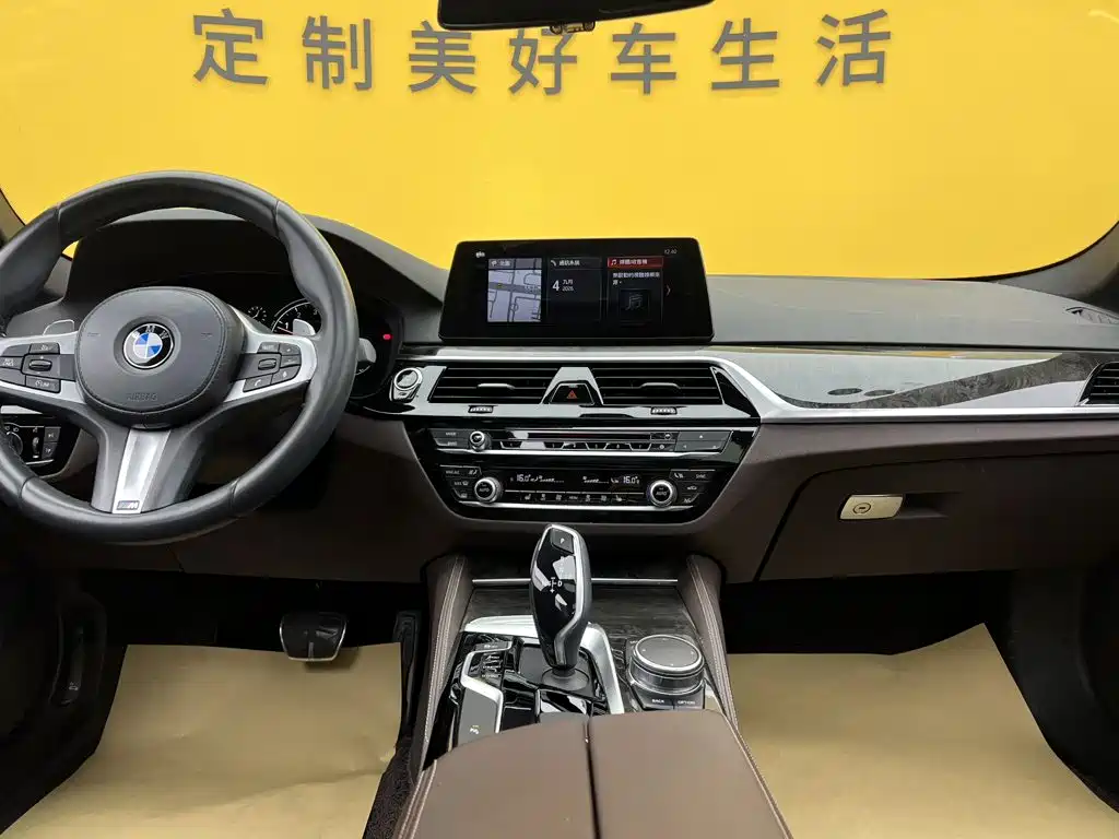 BMW 5 Series — миниатюра 41
