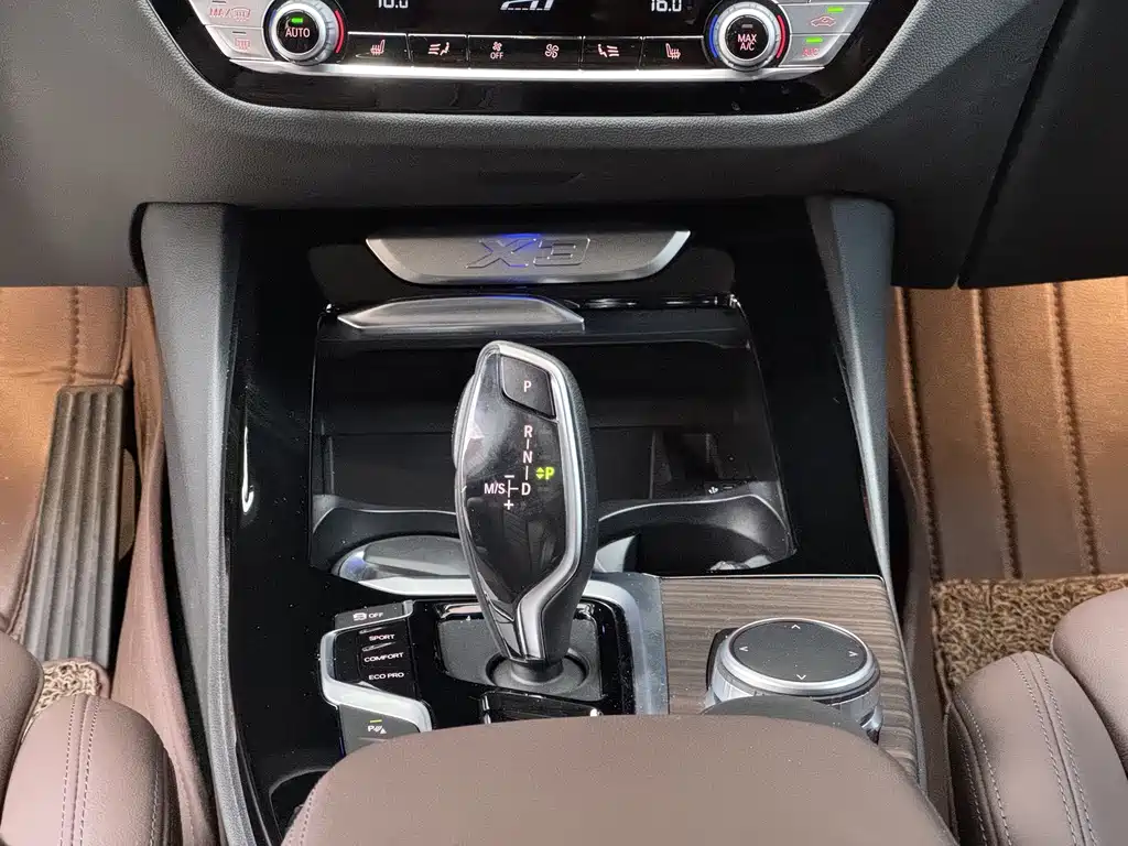 BMW X3 — миниатюра 12