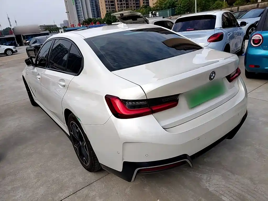 BMW i3 — миниатюра 5