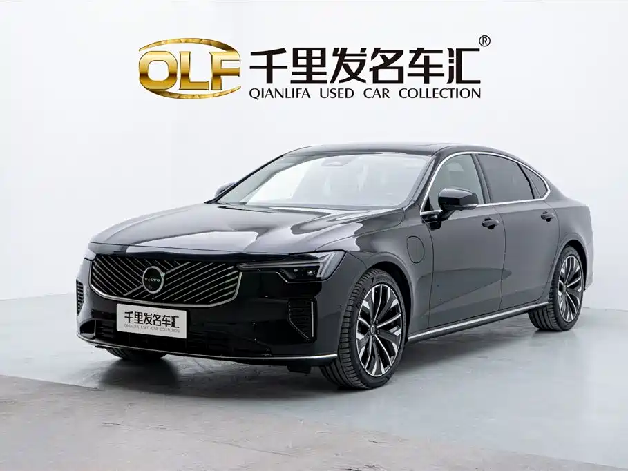 沃尔沃S90插电式混动 2026款 插电式混动 四驱长续航智雅豪华版