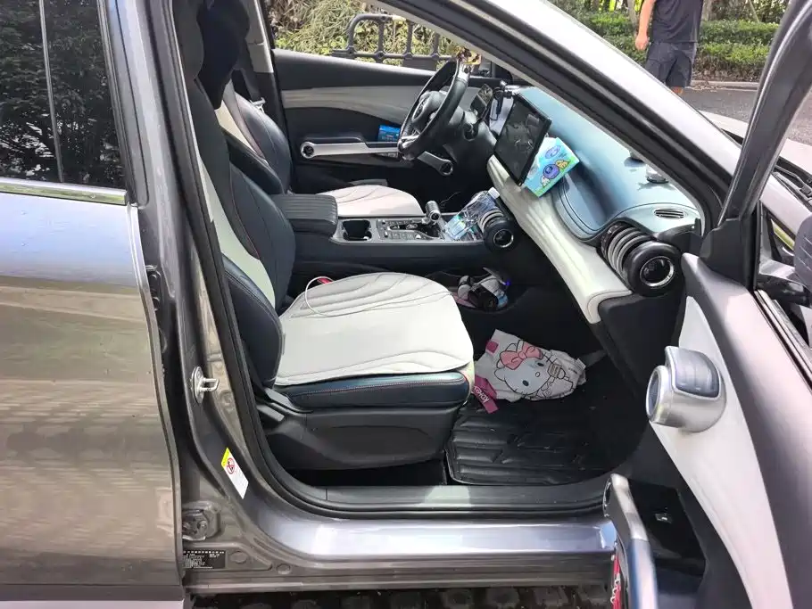 BYD Yuan Plus — миниатюра 8