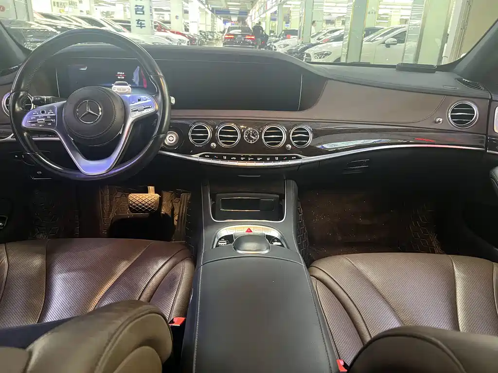 Mercedes-Benz S-Class — миниатюра 6