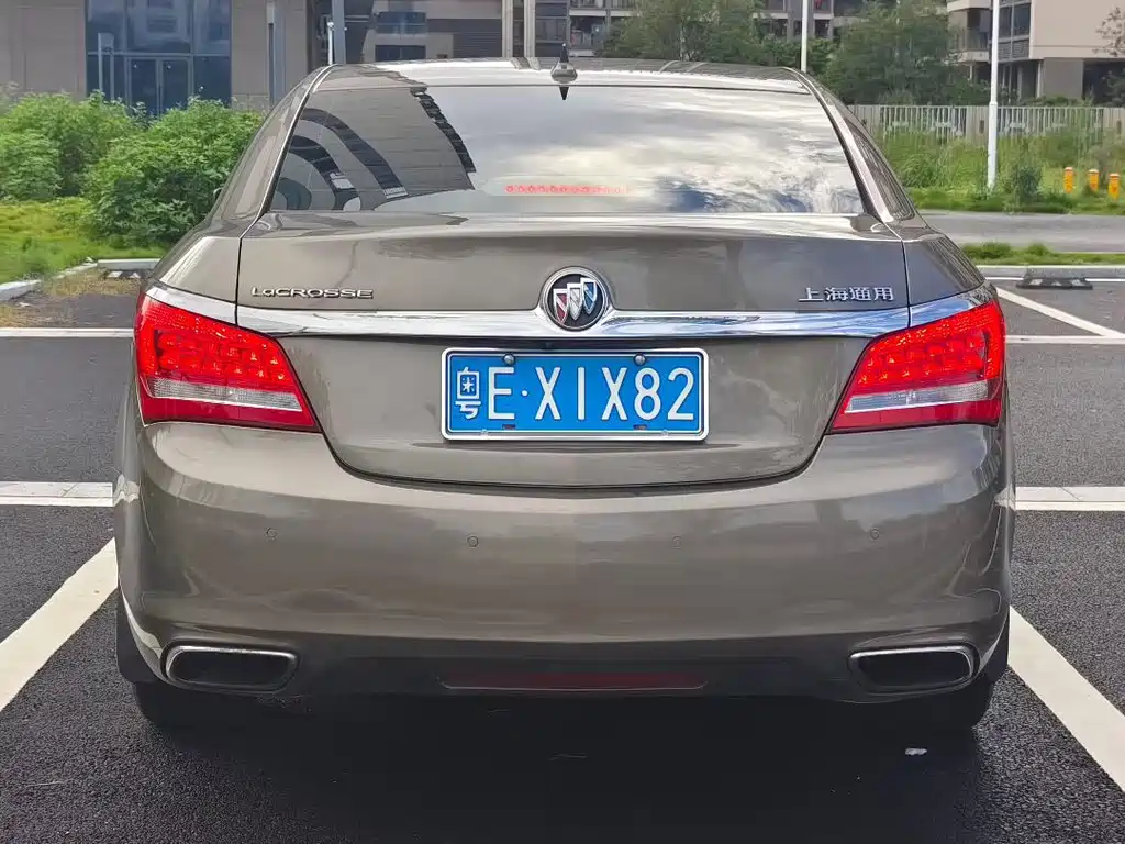 Buick LaCrosse — миниатюра 8